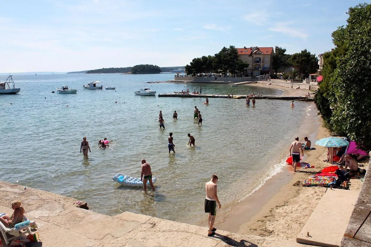Family Friendly Apartments With A Swimming Pool Mundanije, Rab - 5075  Mundanije